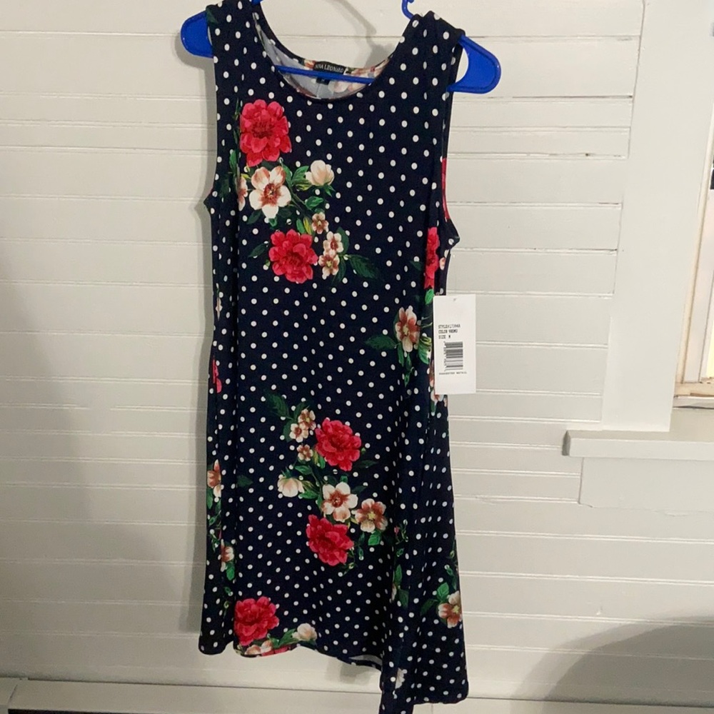 Women’s sleeveless dress